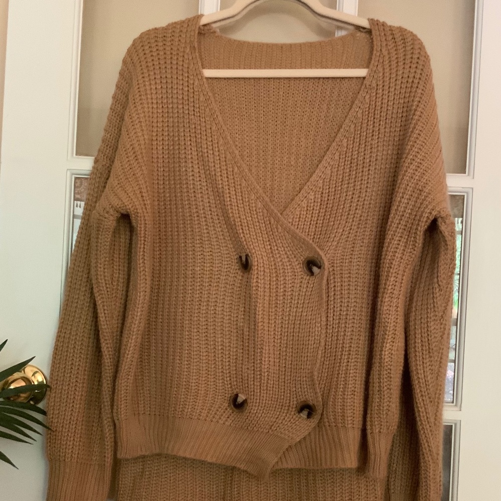 Sweater set with pencil skirt and over sized top in size large